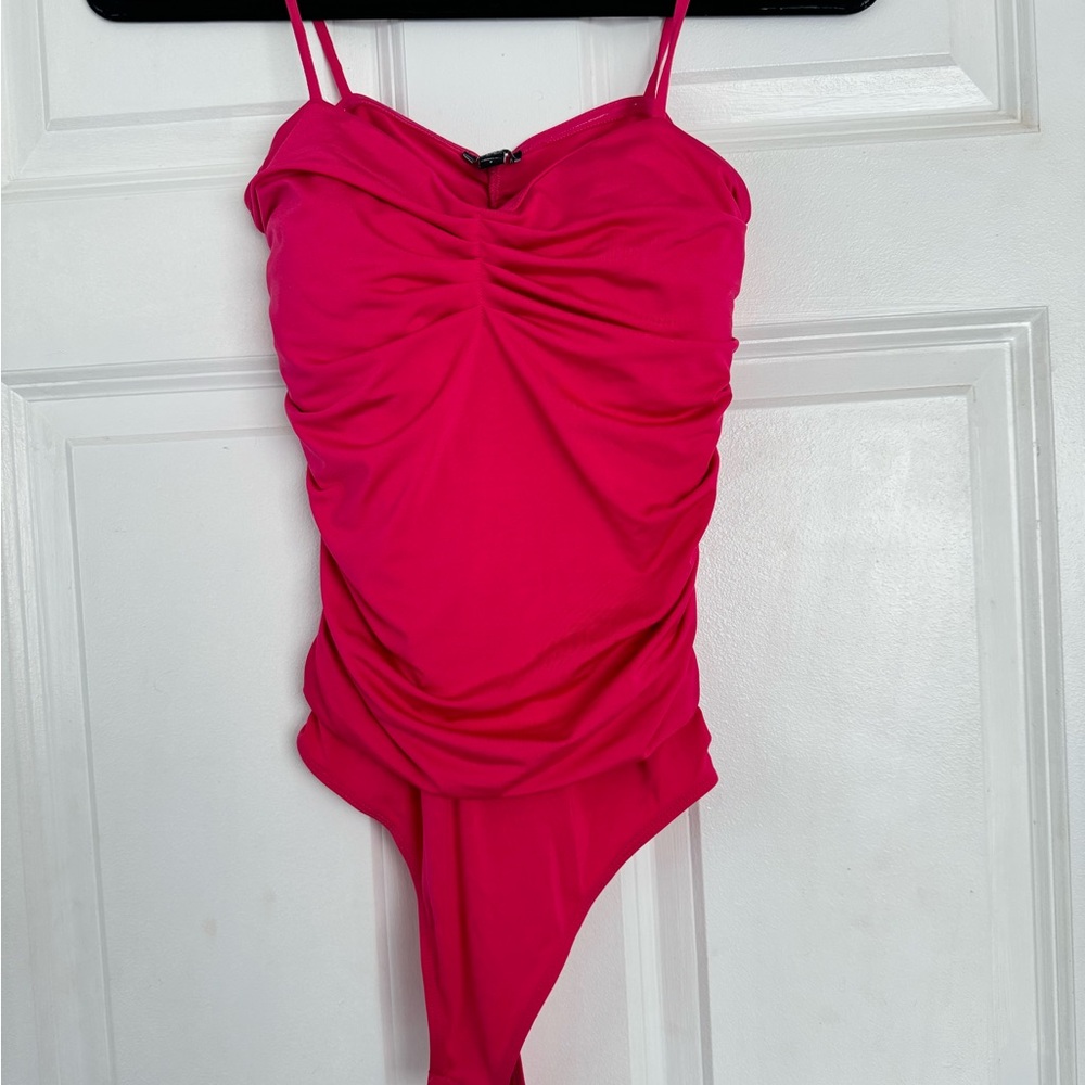 Magenta pink shape wear